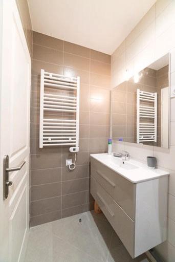 מייזיו Appartement Oasis Proche De Lyon Groupama Lcdl מראה חיצוני תמונה
